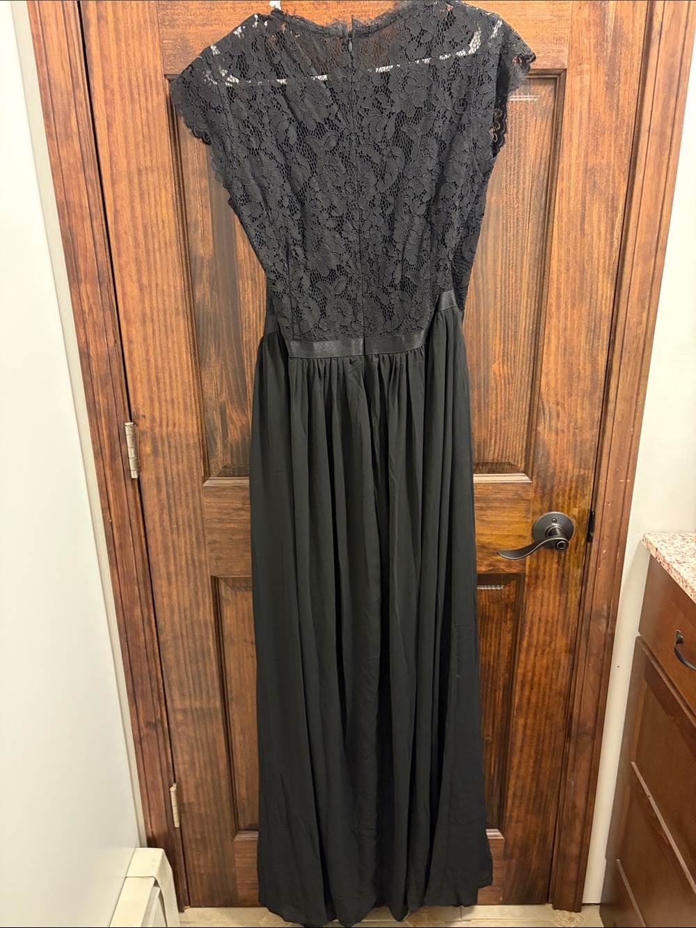 Miusol Black Lace Cap-Sleeve Maxi Dress - Picture 3 of 4